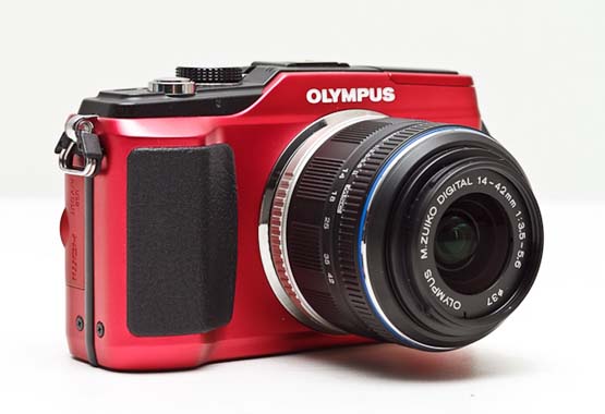 Цифрокомпакт Olympus E-PL2 с Bluetooth - 77066