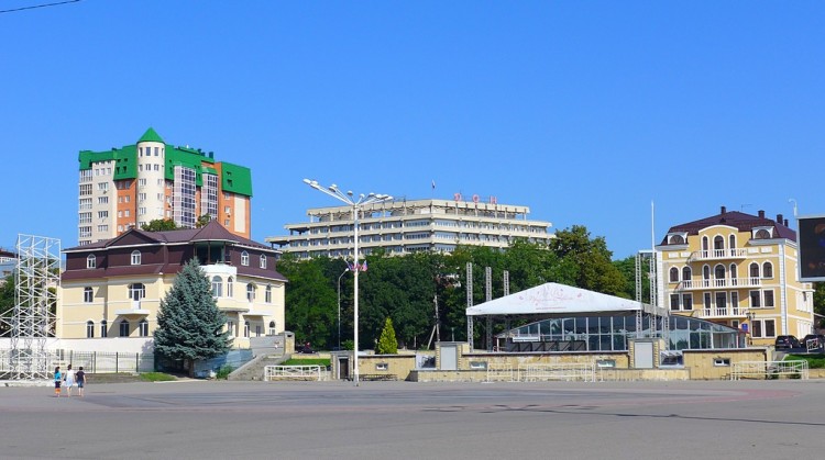 Пейзажи городов и сел. Здания обязательны! № 1. - Площадь