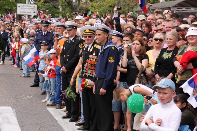 Прогулки по Севастополю. День Победы 2010 - IMG_6289