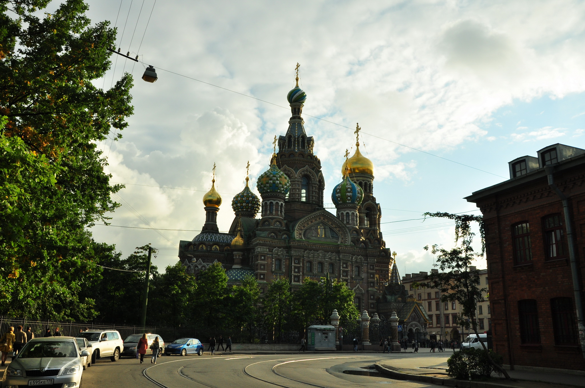 Церковь на метро Тульская