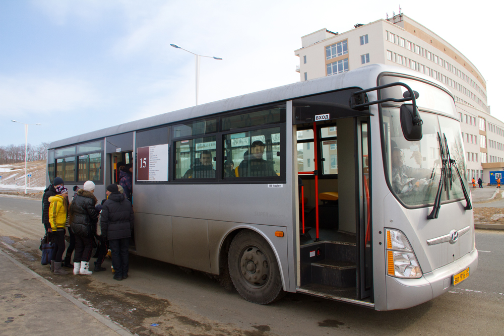 Автобус кампуса. Автобус ДВФУ Владивосток. Автобус кампус ДВФУ. Автобусы кампус ДВФУ - Владивосток. Владивосток остров русский автобусы.