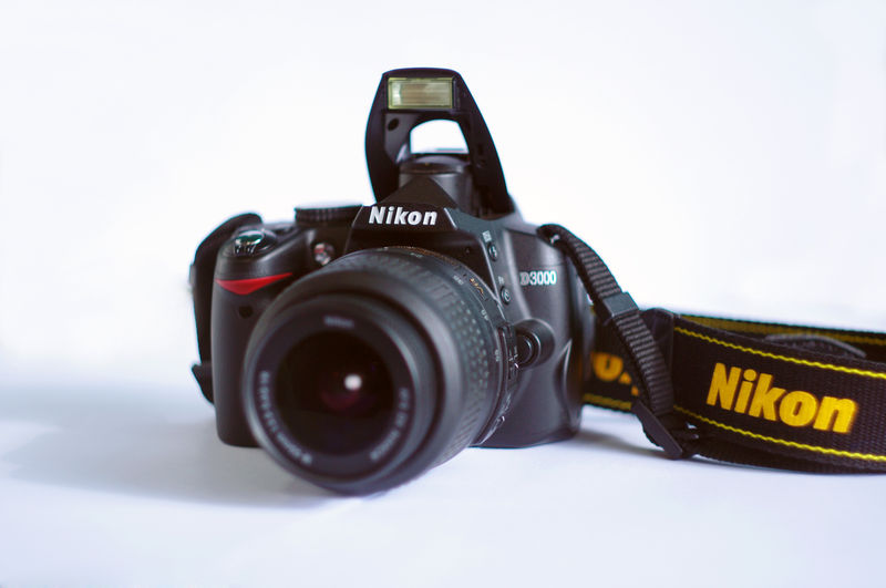 Ремонт зеркальных фотоаппаратов nikon. Зеркальный фотоаппарат Nikon d3000. Nikon d3000 Kit. Фотоаппарат Nikon d3000 18-55 VR Kit.