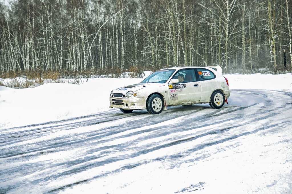 Автодром югра. Автодром СТК Азимут. Ралли 3 категории. Ралли-спринт зима. Ралли Карелия 2015.