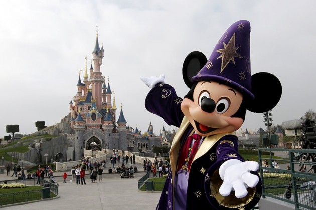 10 лучших тематических парков в мире - 1006_disney_french_970-630x420[1]