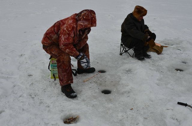 Фотки Рыбаков! Всех, кого заметили за рыбалкой. - bd2c862b4eee