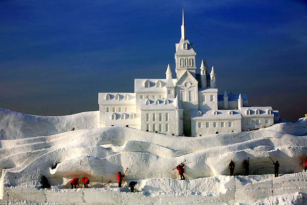 Необычные скульптуры. Соберем? Покажем? № 01 - InternationalSnowSculptureArtExpo03