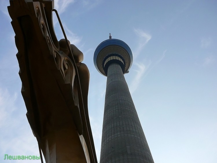 2007 год Китай Пекин Central Radio and Television Tower - Телебашня 083