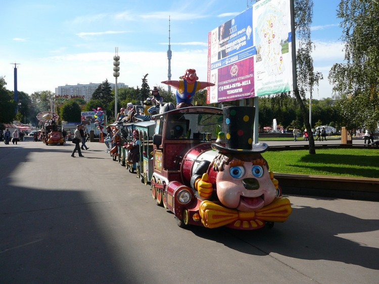 2007.09.18 МОСКВА Мы гуляли по той самой ВДНХ - 17  2007.09.18 ВДНХ 058