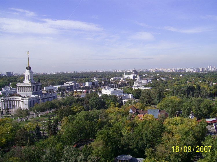 2007.09.18 МОСКВА Мы гуляли по той самой ВДНХ - 17  2007.09.18 ВДНХ 158