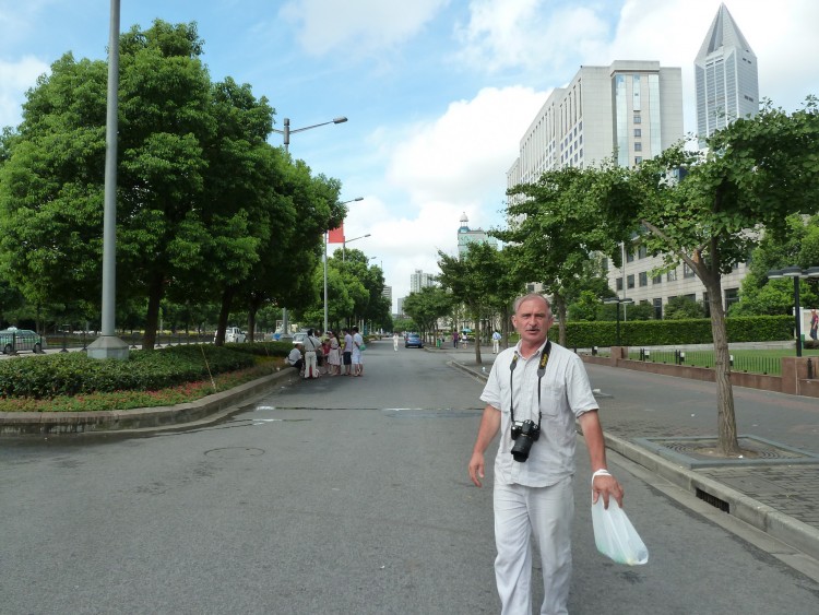 2010 год 07.08 Китай Шанхай People's Square Народная - 20 2010 08.07 Китай Шанхай People's Square Народная площадь 094.JPG