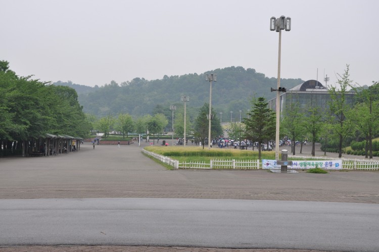 2011 год № 09 Южная Корея Сеул Seoul Zoo Канатная дорога - 19 11.05.31 Seoul Zoo Канатная дорога 006.JPG