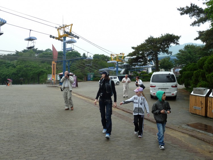 2011 год № 09 Южная Корея Сеул Seoul Zoo Канатная дорога - 19 11.05.31 Seoul Zoo Канатная дорога 089.JPG