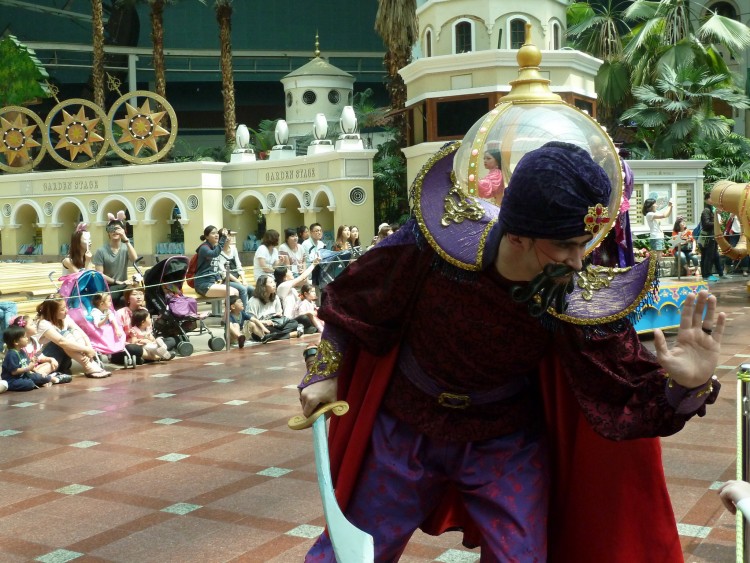 2011 год № 24 Южная Корея Сеул Lotte World Парк развлечений - 47 11.06.02 Lotte World Парк развлечений 037.JPG