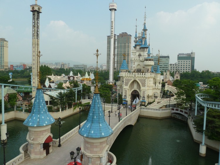 2011 год № 24 Южная Корея Сеул Lotte World Парк развлечений - 47 11.06.02 Lotte World Парк развлечений 085.JPG