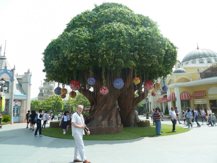 2011 год № 25 Южная Корея Сеул Everland (Samsung) дороги - 49 11.06.03 Everland Парк Вход в Парк 070.JPG