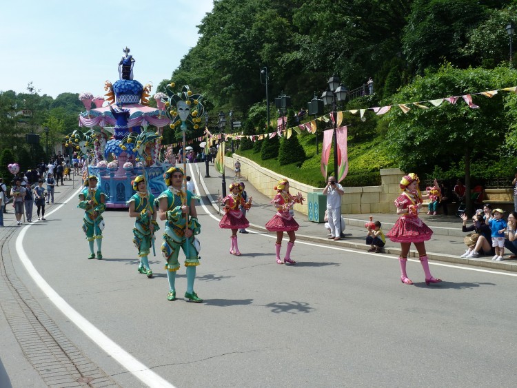 2011 год № 27 Южная Корея Сеул Everland (Samsung) Carnival - 51 11.06.03 Everland Парк Carnival в Парке 066.JPG