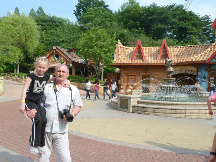 2011 год № 28 Южная Корея Сеул Everland (Samsung) Детство - 53 11.06.03 Everland Парк Детский поселок 036.JPG