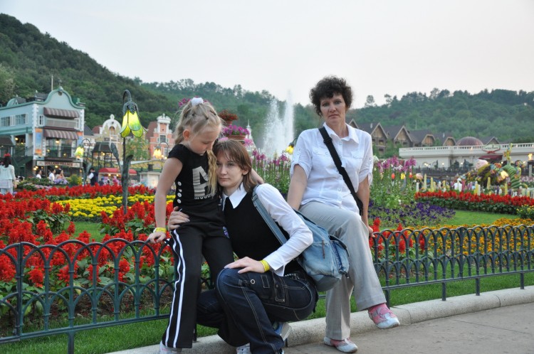 2011 год № 30 Южная Корея Сеул Everland Samsung Rose Garden - 56 11.06.03 Everland Парк Rose Garden 210.JPG