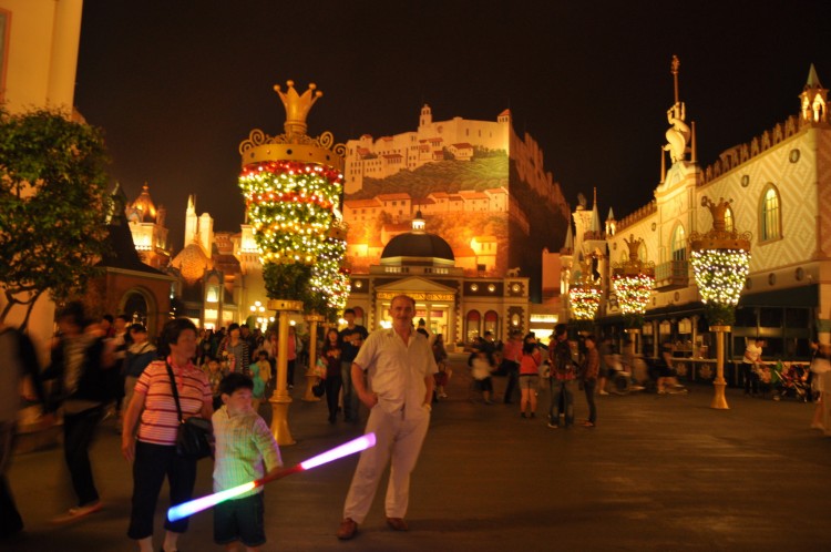 2011 год № 31 Южная Корея Сеул Everland Вечернее шоу Elysian - 58 11.06.03 Everland Парк Вечернее шоу Elysian 167.JPG