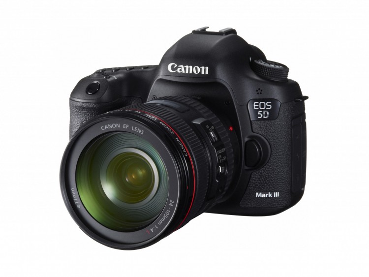 CANON EOS 5D Mark III kit EF 24-105 - EOS-5D-Mark-III-_EF24_105_slant[1]