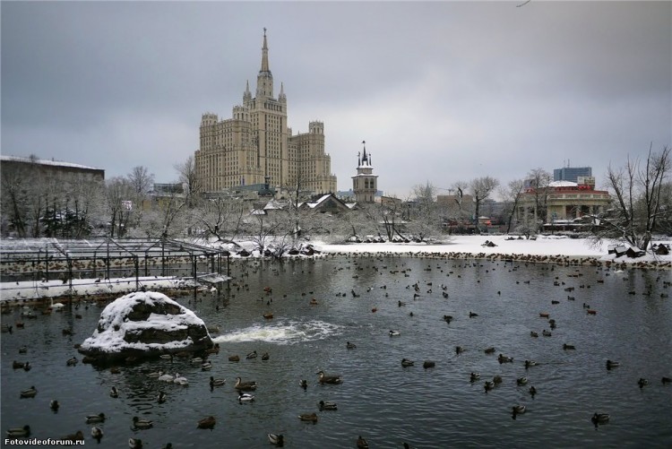 Нельзя просто так взять и не поснимать Москву - 5838a4fa05fe