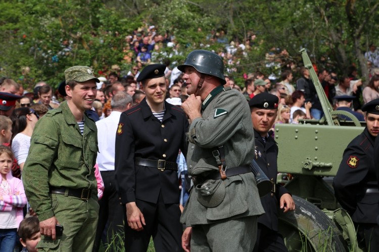 Севастополь. Реконструкция штурма Сапун-горы 7.05.44г - 010.JPG