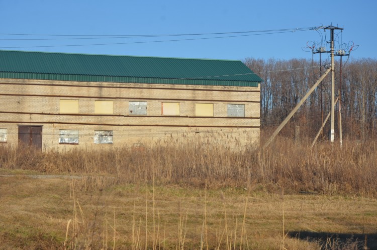 Заброшенная СТО "АвтоВАЗ" пгт Кировский Приморья - DSC_1144.JPG